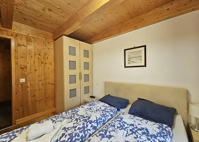 Mountain Village 11 *