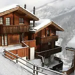 Mountain Village 11 *